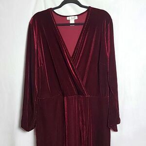 K GLAM.. Burgundy dress..